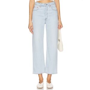 Levi’s Ribcage Straight Jean